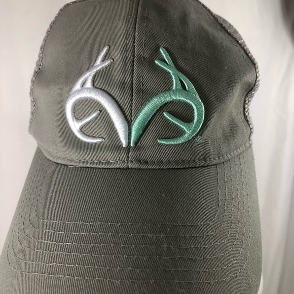 Realtree Gray Logo Ball Cap - Picture 2 of 9